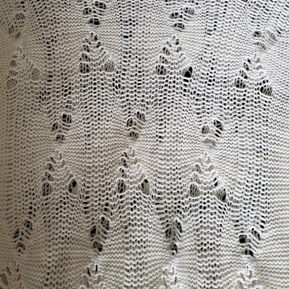 Bebe white short sleeve knit long top or short dress - Picture 7 of 7